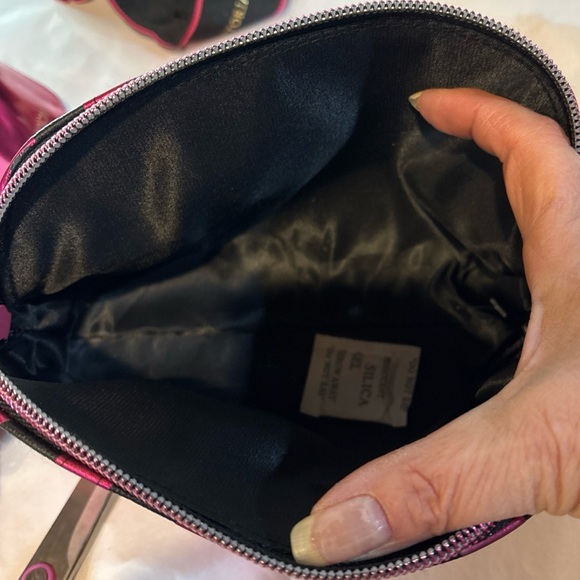Victoria Secret cosmetic makeup bag 3 piece gift set pink black - Picture 11 of 11